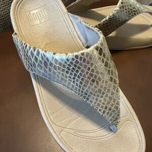 Fit Flops Size 8, Gently used.